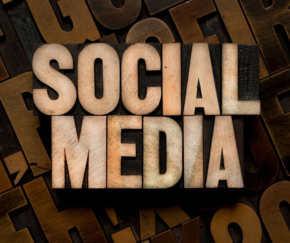 Social Media Advantages in Business